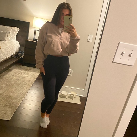 Alo 7/8 High-Waist Checkpoint Legging - Picture 10 of 11